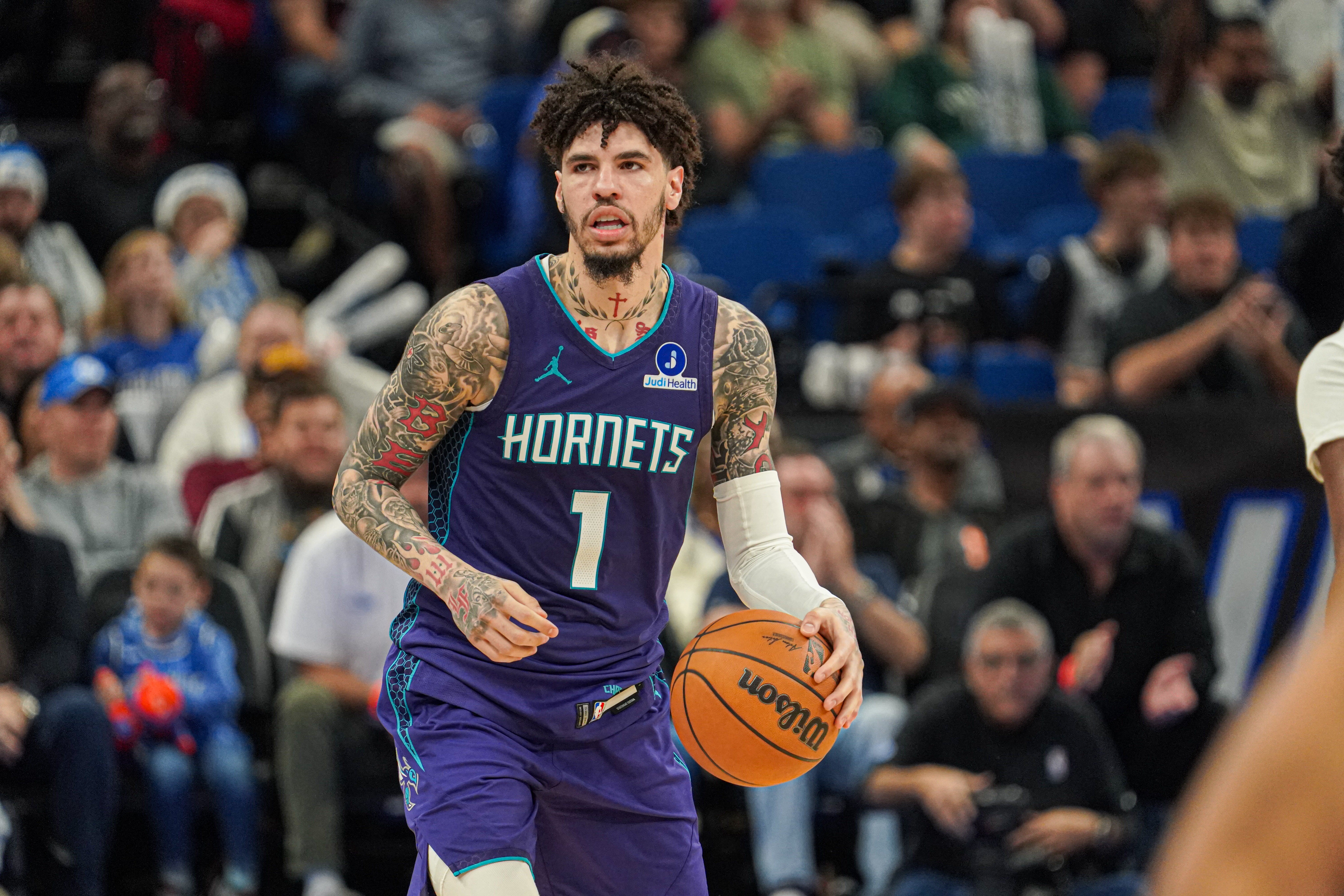 这个谁要？拉梅洛·鲍尔15投仅1中拿到2分7助 三分10中0