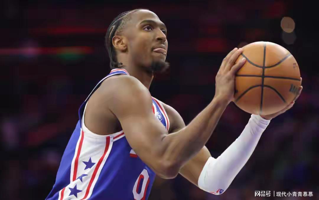 开云体育APP下载-都说你2亿太贵，如今超越亚历山大，成联盟第一，还打成球队老大